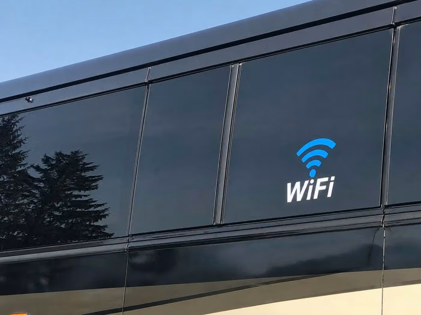 monrovia 56 passenger charter bus wifi